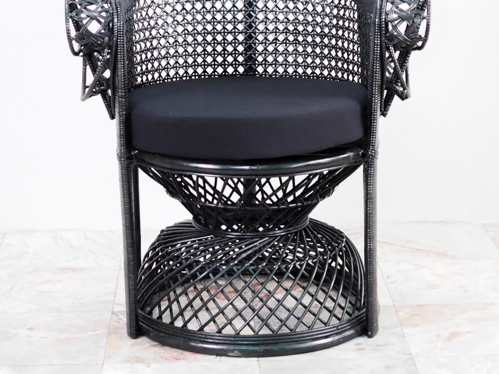 เก้าอี้หวายแท้ PISAMAI รุ่น PRINCESS CHAIR เก้าอี้นางงาม ขนาด 75*55*150 ซม. สีดำ